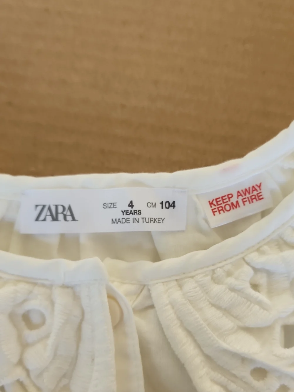 Zara Kids White Eyelet Button-Front Dress, Size 4 years